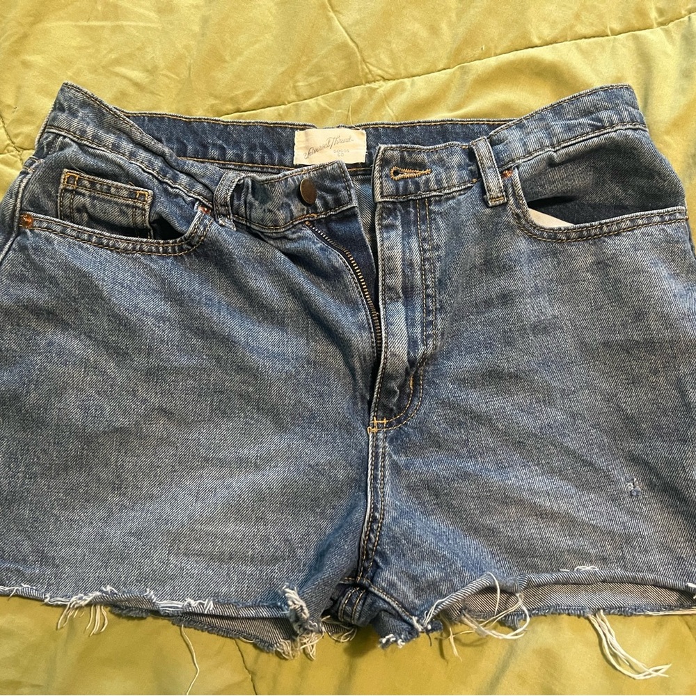 Vintage Blue Denim Cutoff Shorts - Universal thread 29” waist / size 6